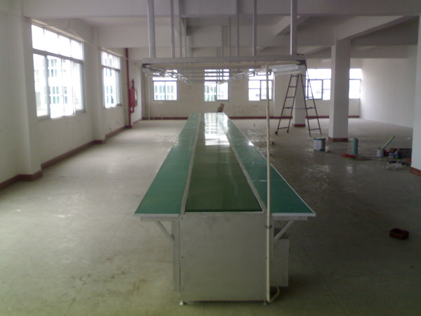 輸送機(jī)
